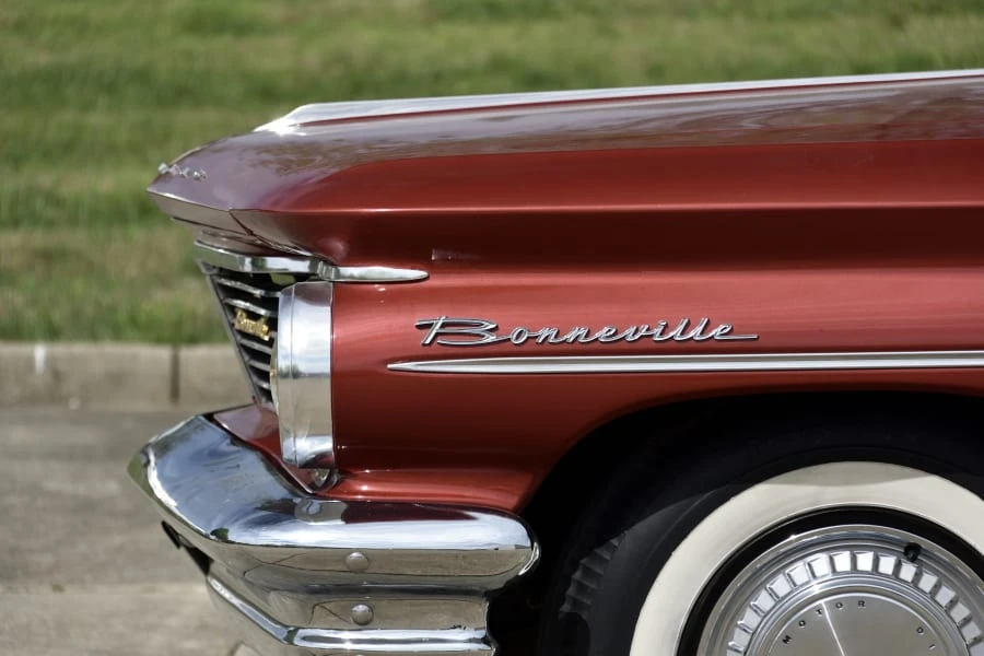 1960 Pontiac Bonneville 1st Gen - Image 15 of 25
