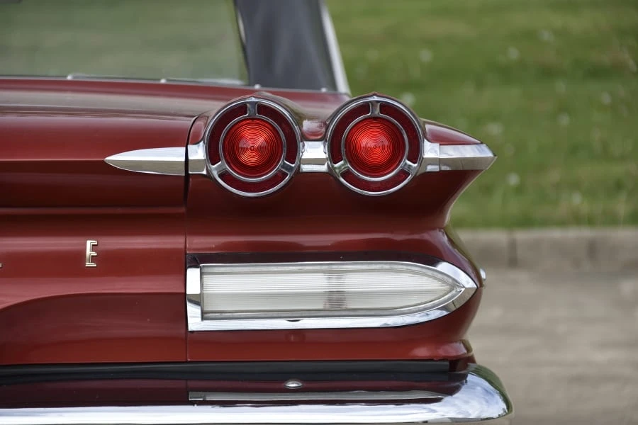 1960 Pontiac Bonneville 1st Gen - Image 7 of 25