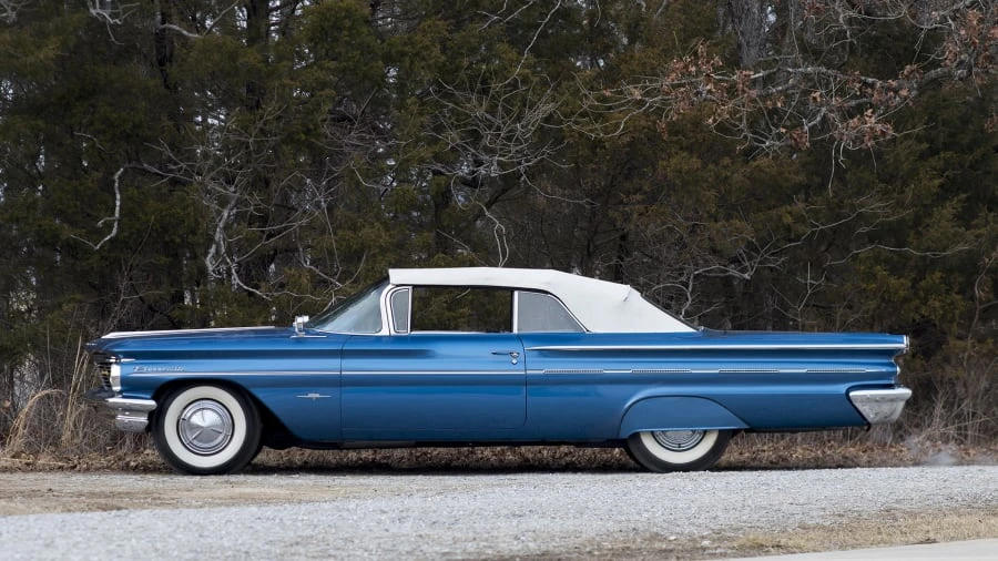 1960 Pontiac Bonneville 1st Gen - Image 2 of 12