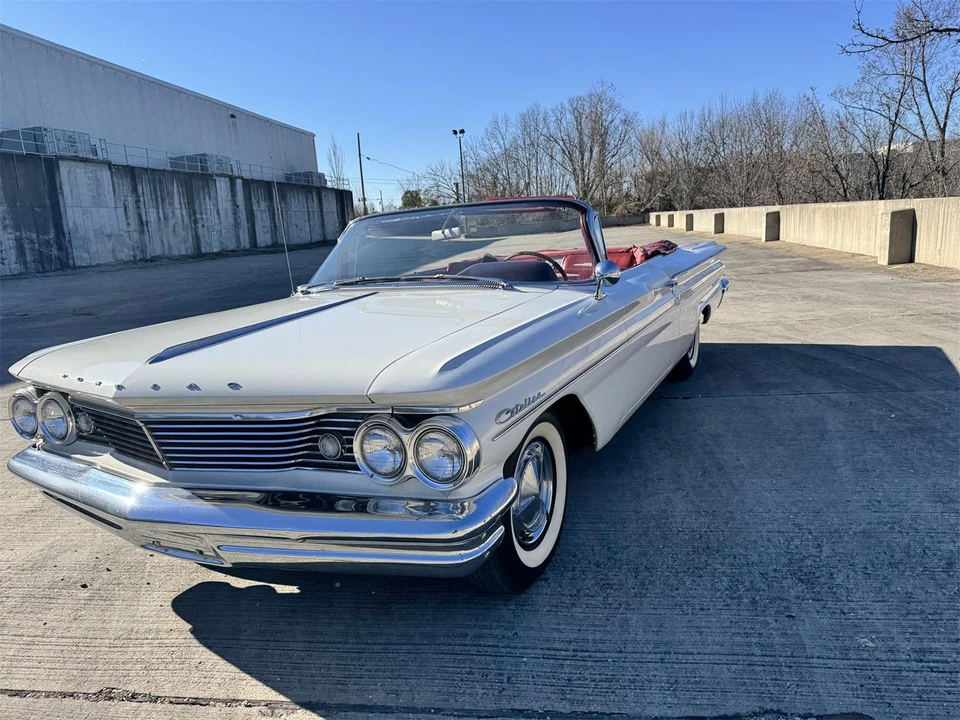 1960 Pontiac Catalina 2nd Gen - Image 22 of 31