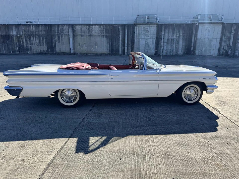 1960 Pontiac Catalina 2nd Gen - Image 29 of 31