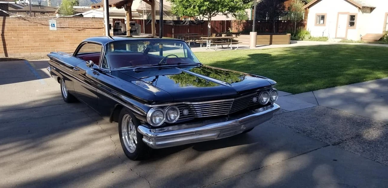 1960 Pontiac Catalina 2nd Gen - Image 9 of 10