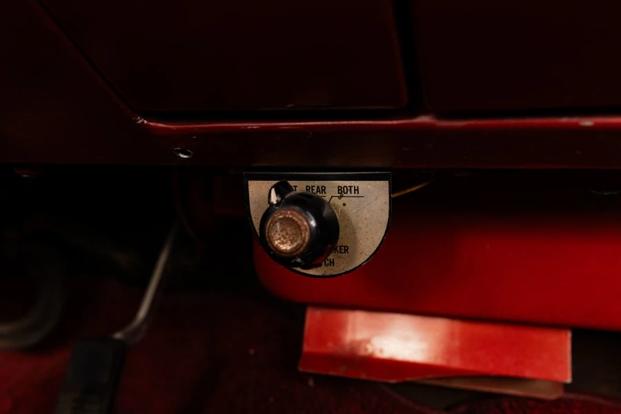 1960 Pontiac Catalina 2nd Gen - Image 24 of 31