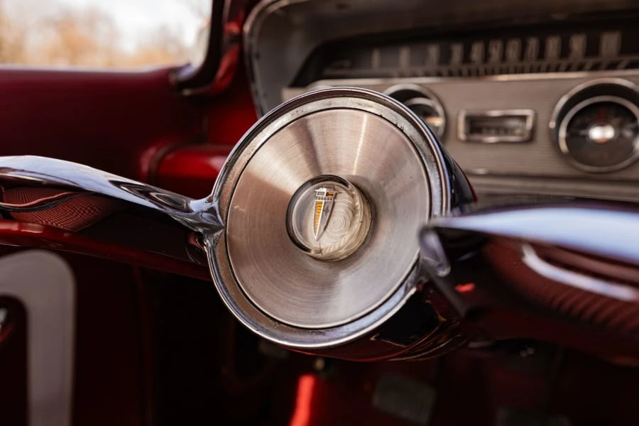 1960 Pontiac Catalina 2nd Gen - Image 22 of 31