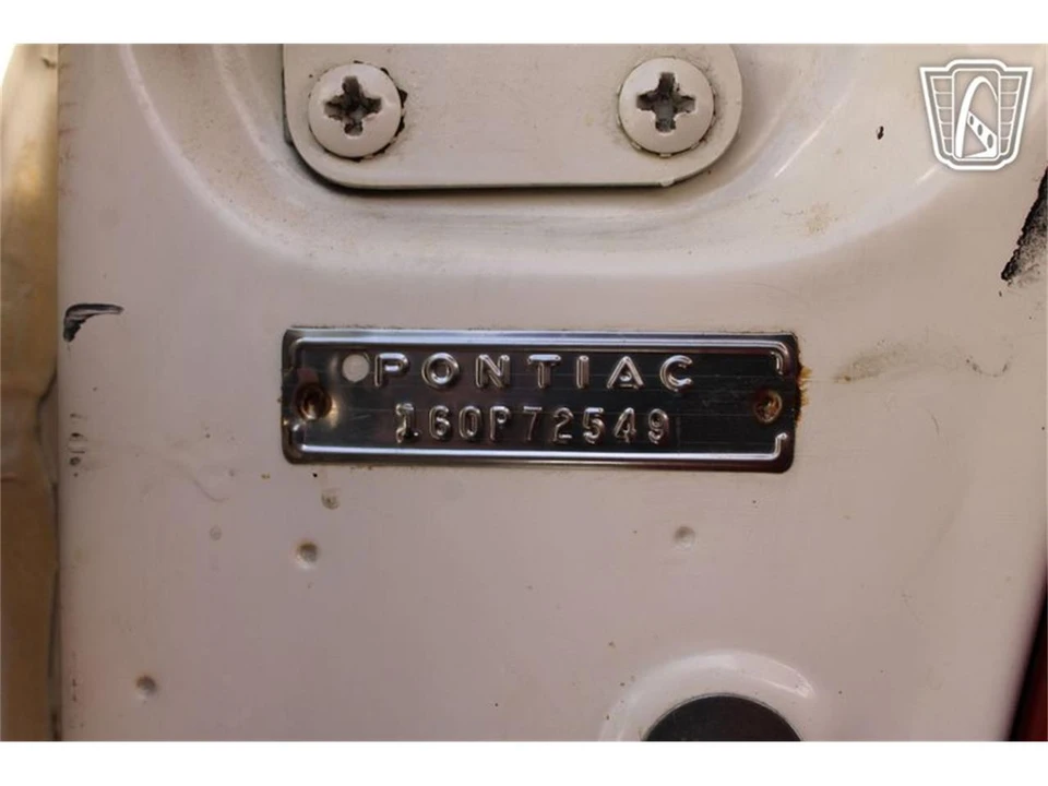 1960 Pontiac Catalina 2nd Gen - Image 2 of 31