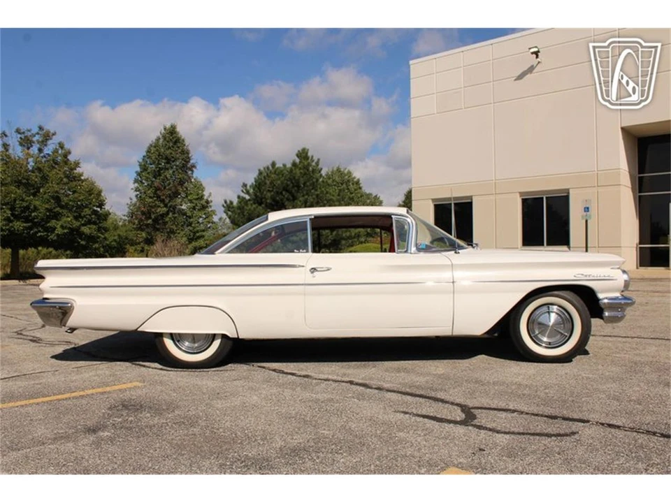 1960 Pontiac Catalina 2nd Gen - Image 18 of 31