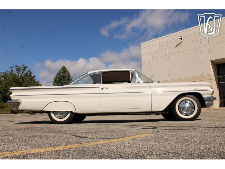 1960 Pontiac Catalina 2nd Gen - Image 19 of 31