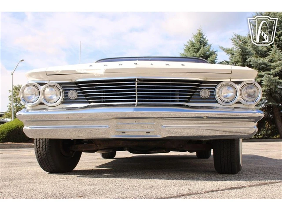 1960 Pontiac Catalina 2nd Gen - Image 25 of 31
