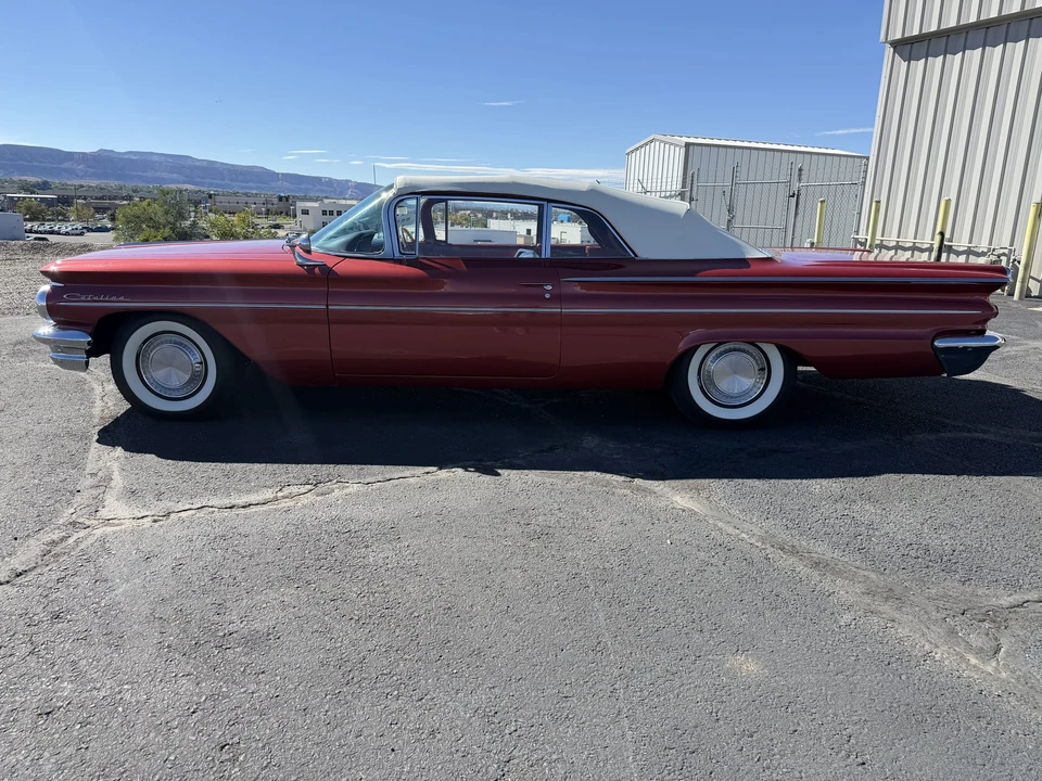 1960 Pontiac Catalina 2nd Gen - Image 14 of 31