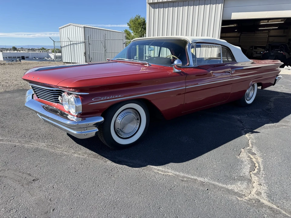 1960 Pontiac Catalina 2nd Gen - Image 2 of 31