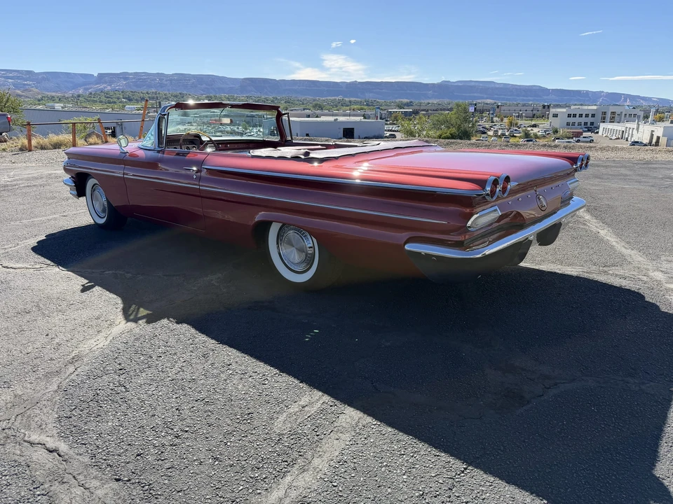 1960 Pontiac Catalina 2nd Gen - Image 26 of 31