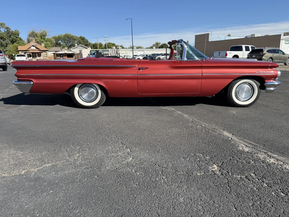 1960 Pontiac Catalina 2nd Gen - Image 20 of 31