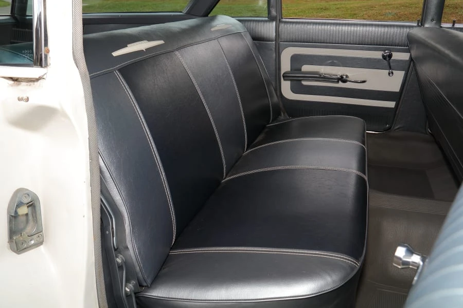 1960 Pontiac Catalina 2nd Gen - Image 21 of 28