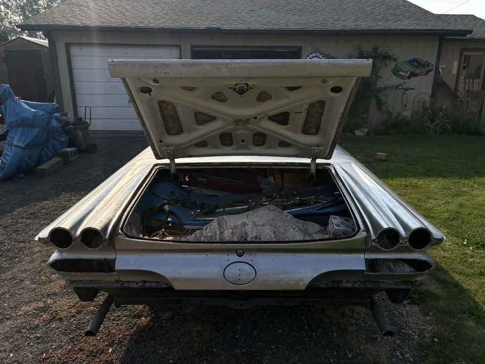 1960 Pontiac GTO - Image 9 of 25
