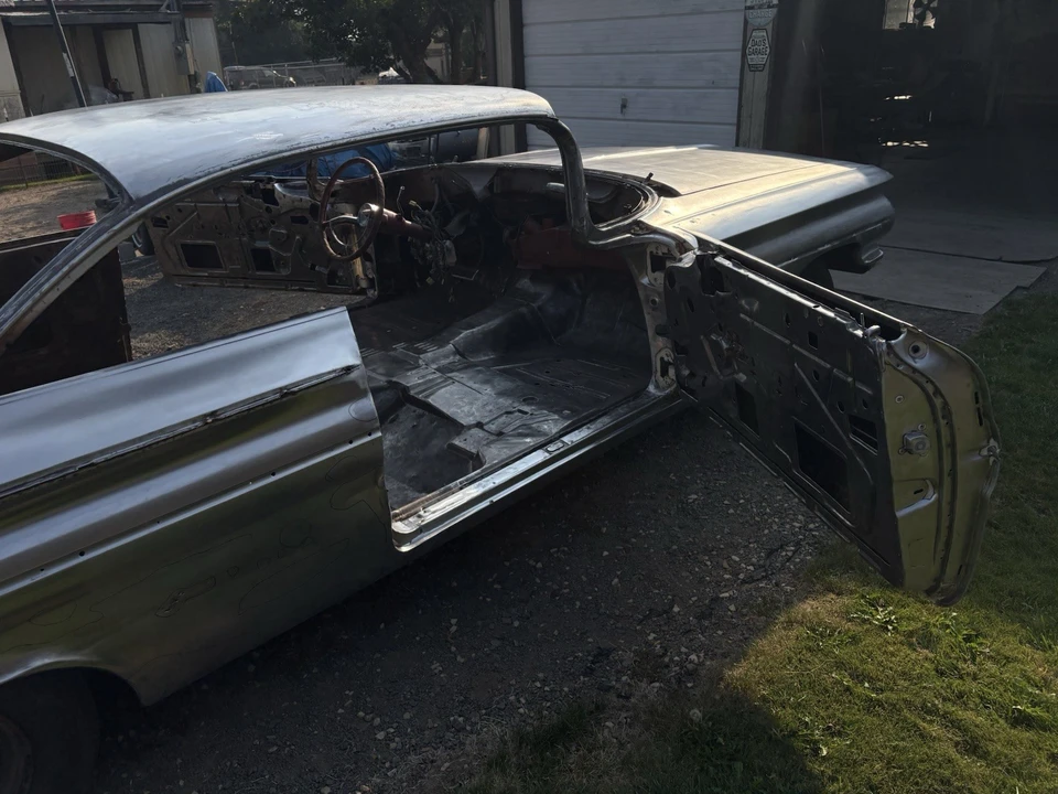 1960 Pontiac GTO - Image 7 of 25