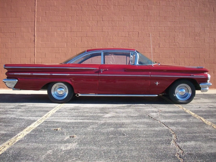 1960 Pontiac Parisienne - Image 2 of 8