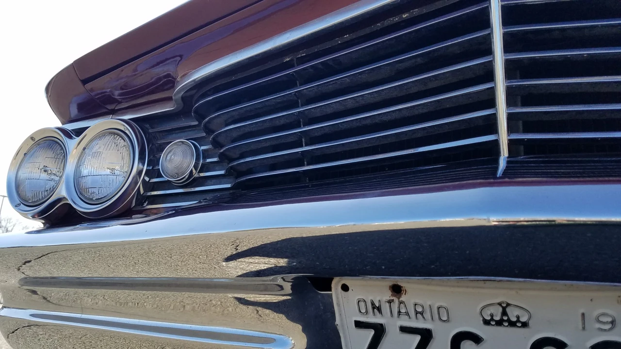 1960 Pontiac Parisienne - Image 19 of 31