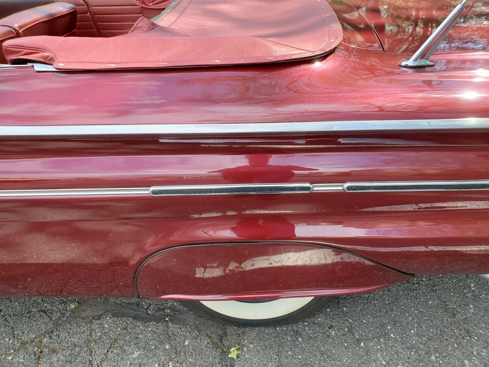 1960 Pontiac Parisienne - Image 26 of 31