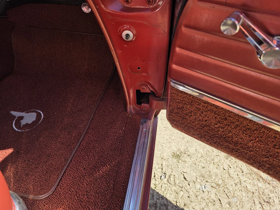 1960 Pontiac Parisienne - Image 22 of 31