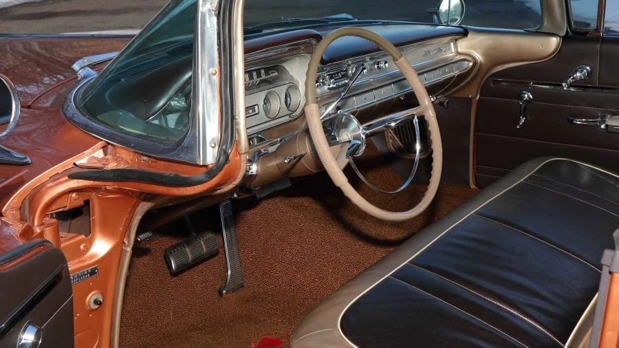1960 Pontiac Star Chief - Image 4 of 12