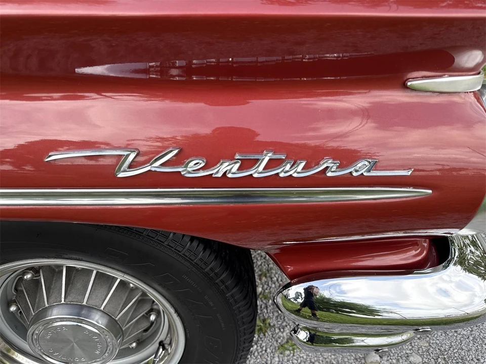 1960 Pontiac - Image 27 of 31
