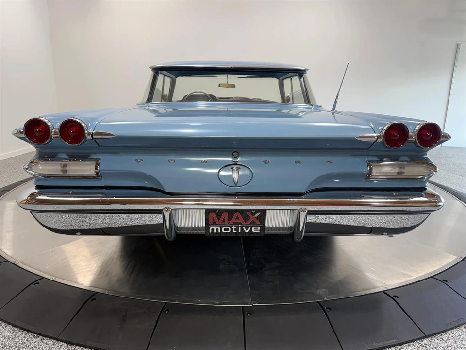 1960 Pontiac - Image 17 of 31