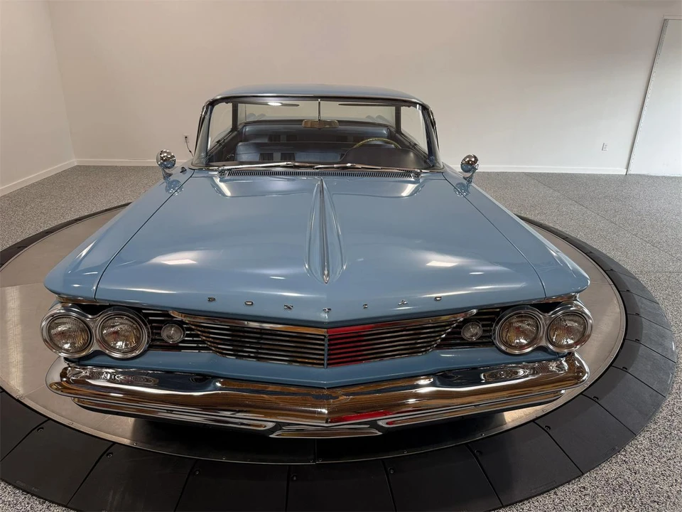 1960 Pontiac - Image 4 of 31