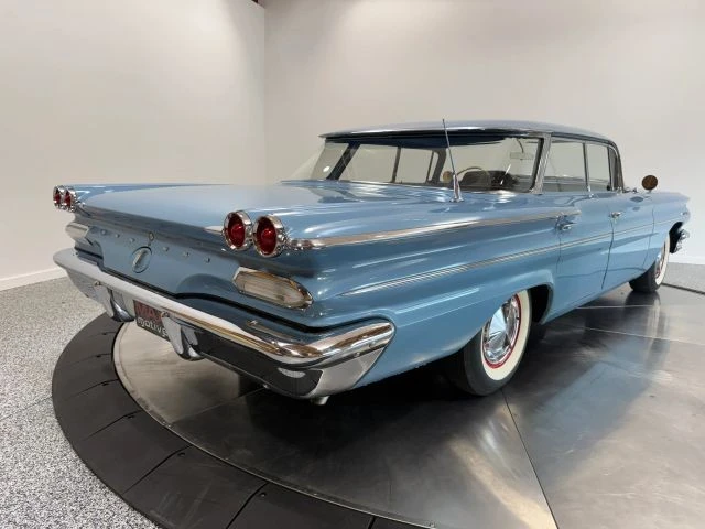 1960 Pontiac - Image 19 of 31
