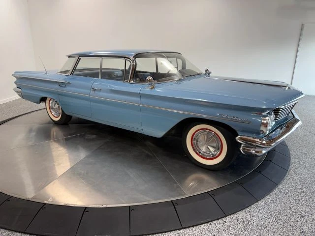 1960 Pontiac - Image 24 of 31