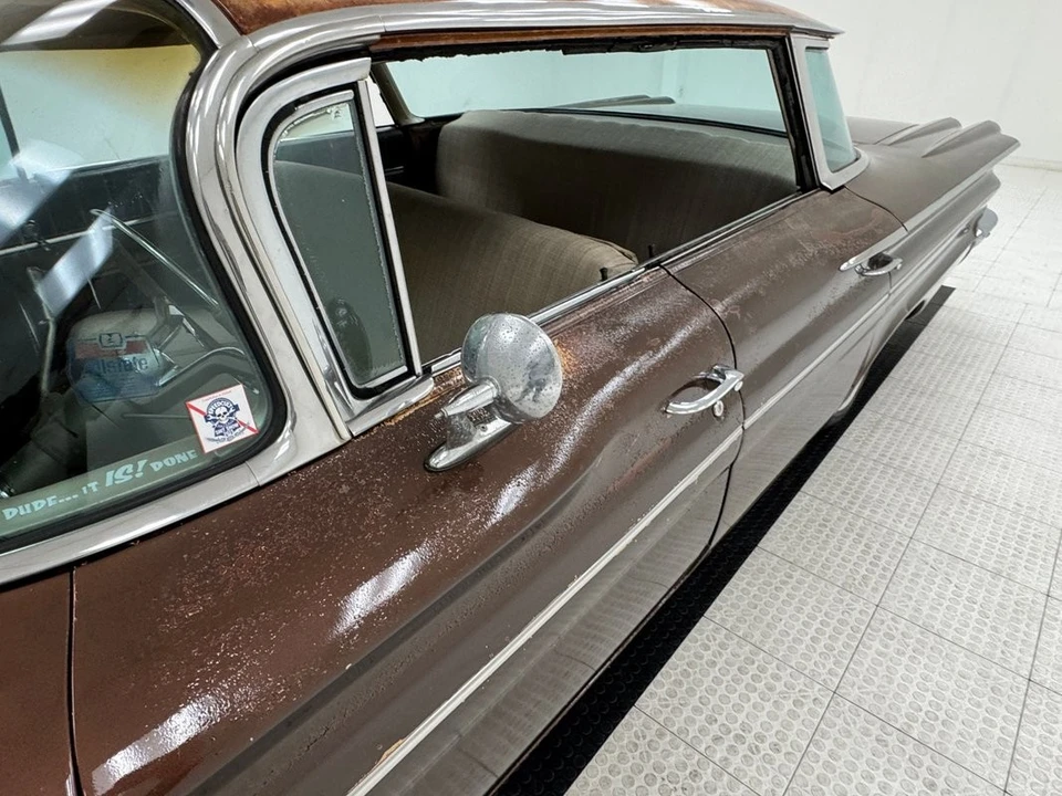 1960 Pontiac Tempest - Image 15 of 21