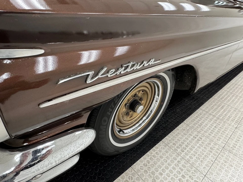 1960 Pontiac Tempest - Image 11 of 21