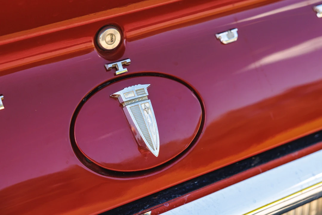 1960 Pontiac - Image 24 of 31