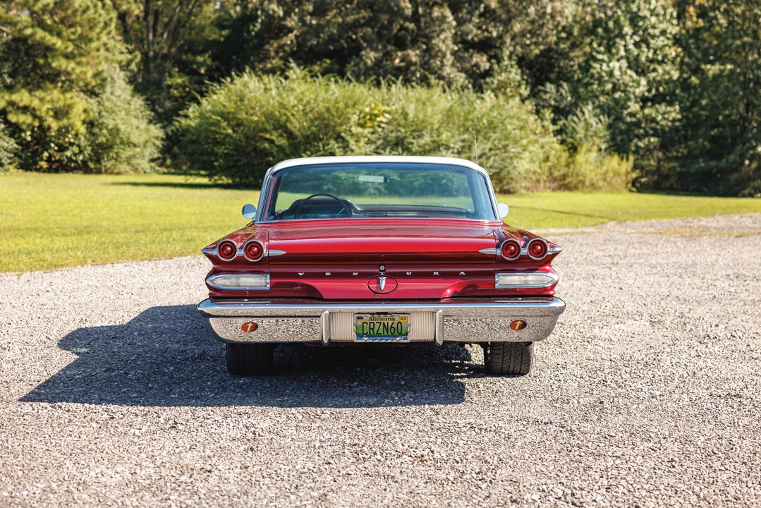 1960 Pontiac - Image 6 of 31
