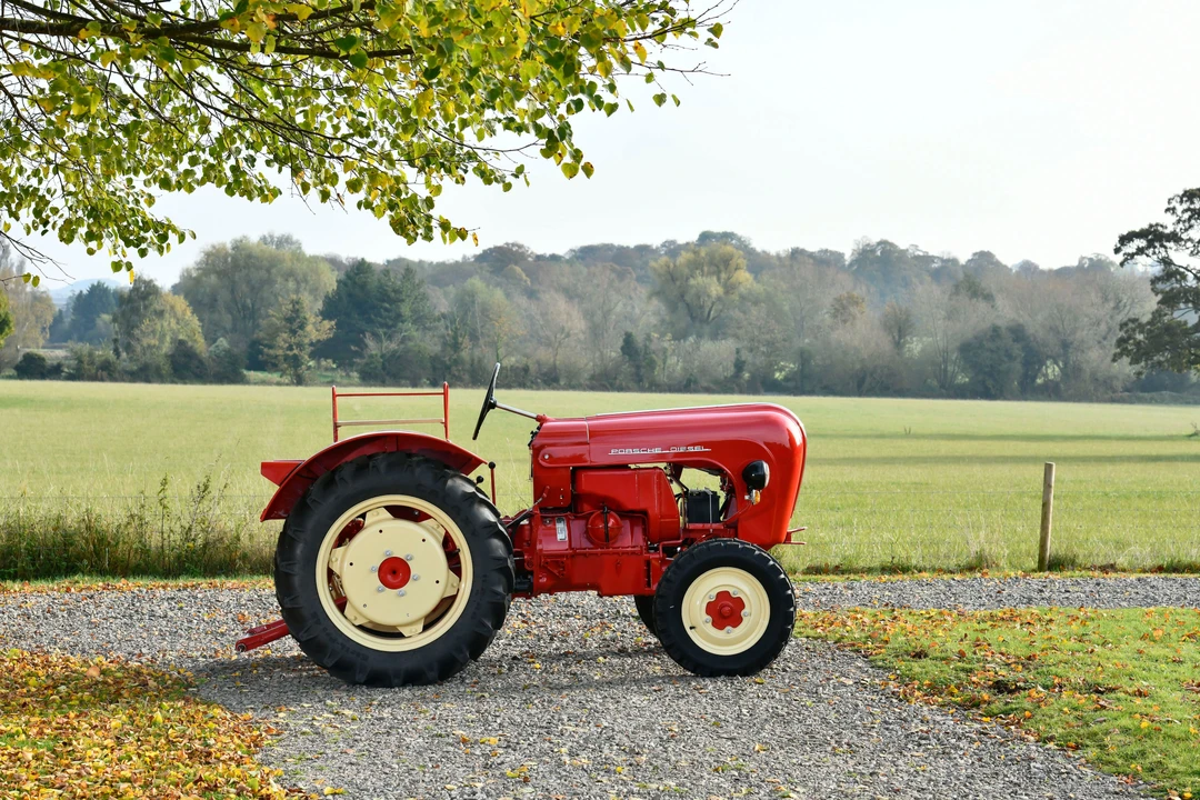 1960 Porsche Tractors - Image 6 of 17