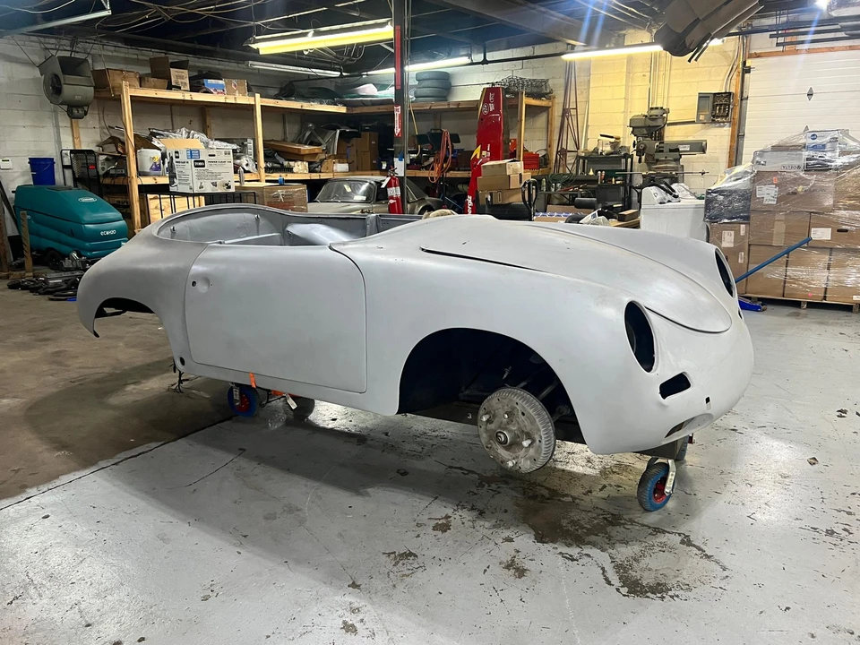 1960 Porsche 356 B - Image 8 of 31