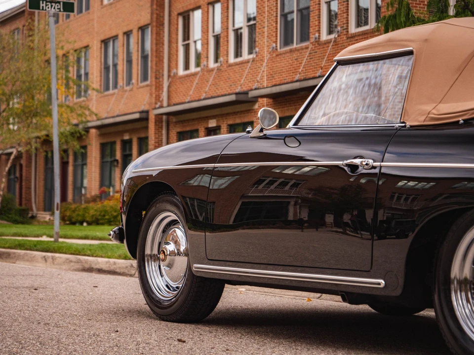 1960 Porsche 356 B - Image 25 of 31