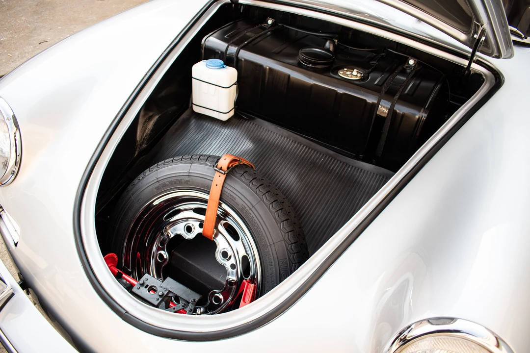 1960 Porsche 356 B - Image 14 of 31