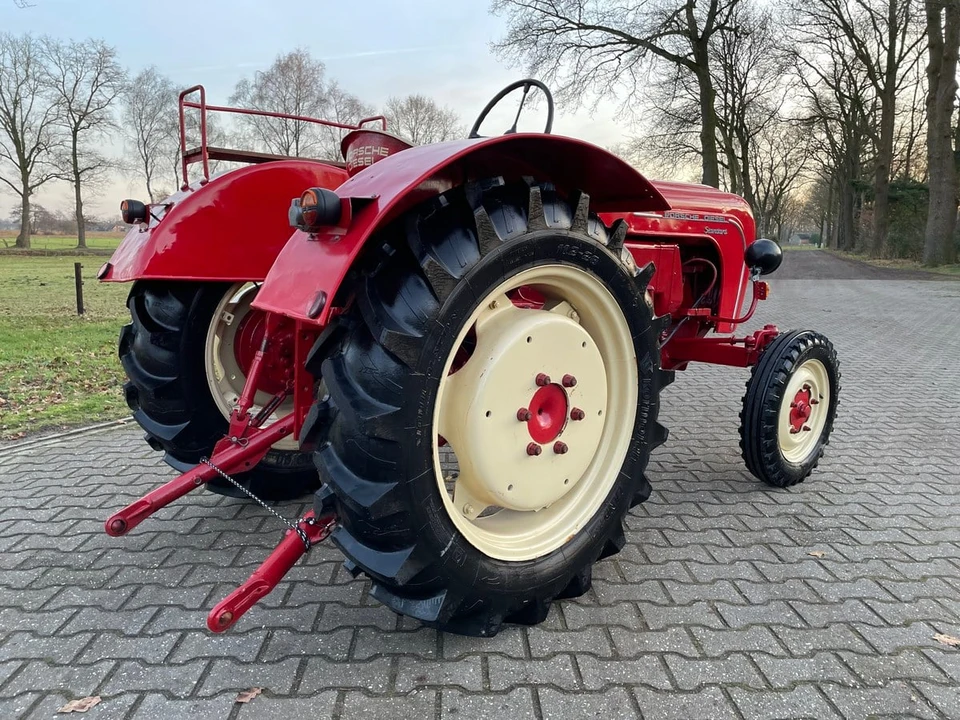 1960 Porsche Tractors - Image 6 of 31