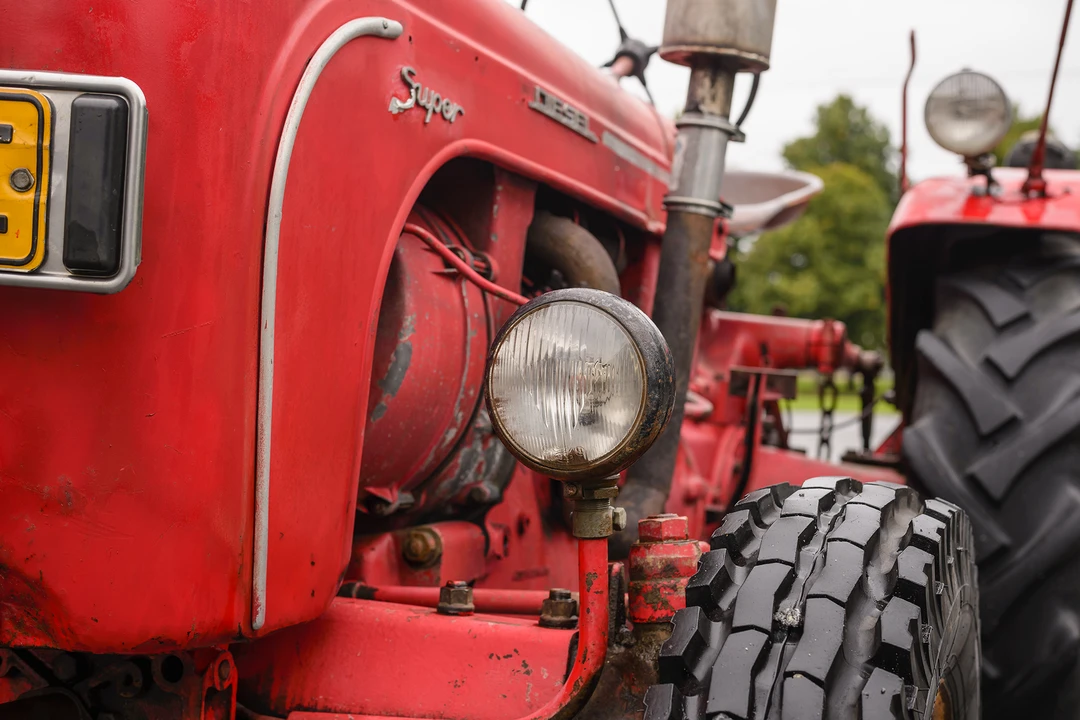 1960 Porsche Tractors - Image 20 of 31