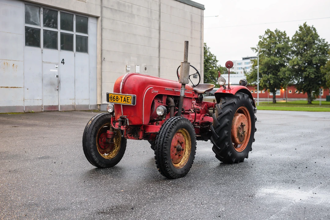 1960 Porsche Tractors - Image 10 of 31
