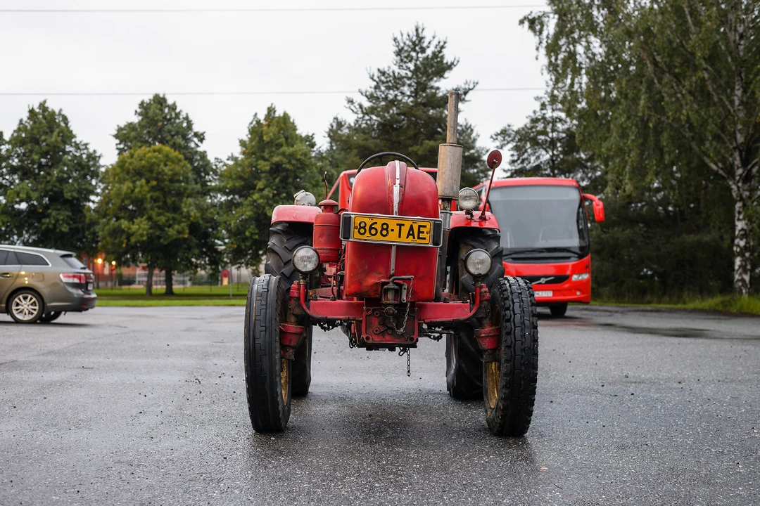 1960 Porsche Tractors - Image 3 of 31