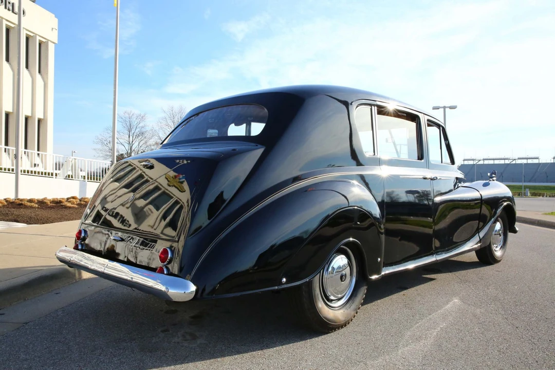 1960 Austin Princess - Image 2 of 31