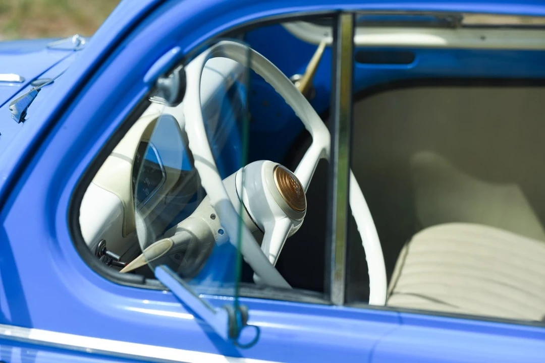 1960 Renault 4CV - Image 3 of 30