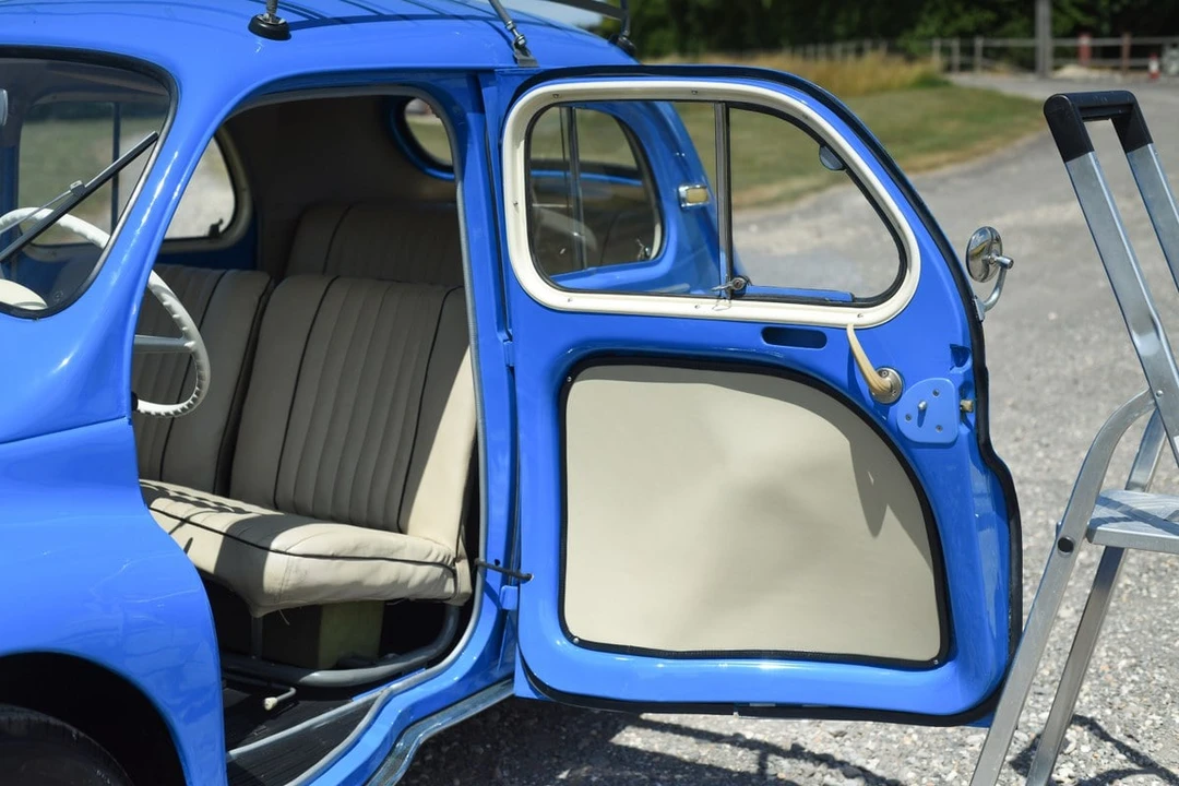 1960 Renault 4CV - Image 25 of 30