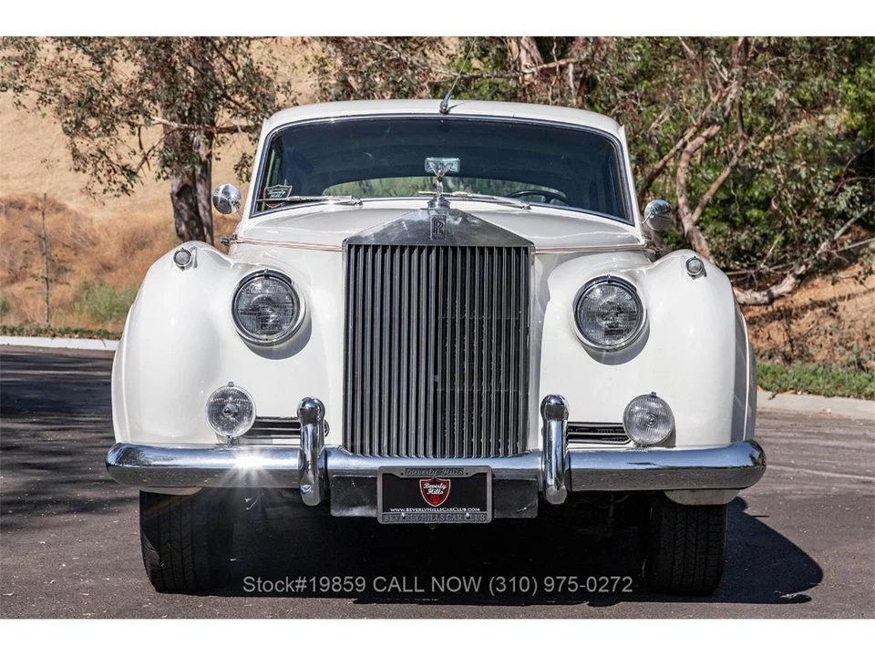 1960 Rolls-Royce Silver Cloud II - Image 2 of 31