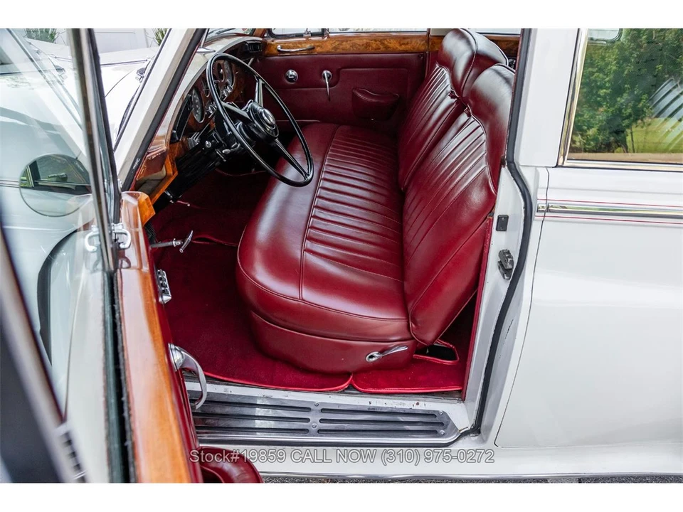 1960 Rolls-Royce Silver Cloud II - Image 18 of 31