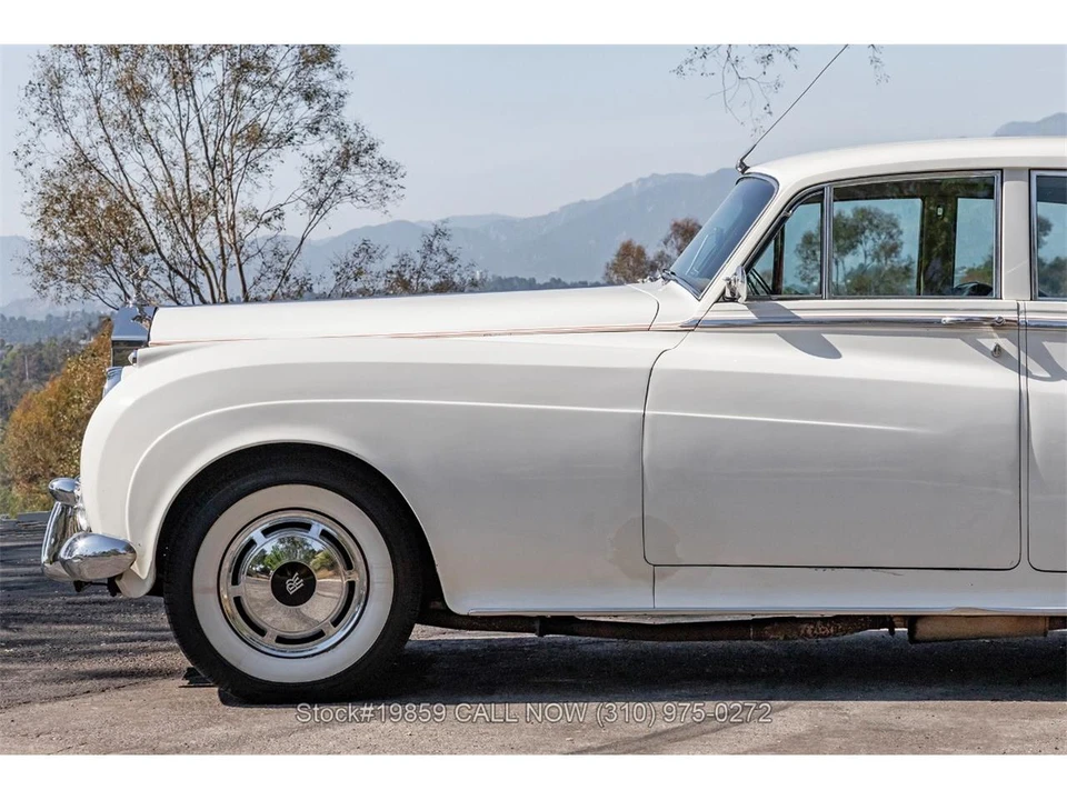 1960 Rolls-Royce Silver Cloud II - Image 15 of 31
