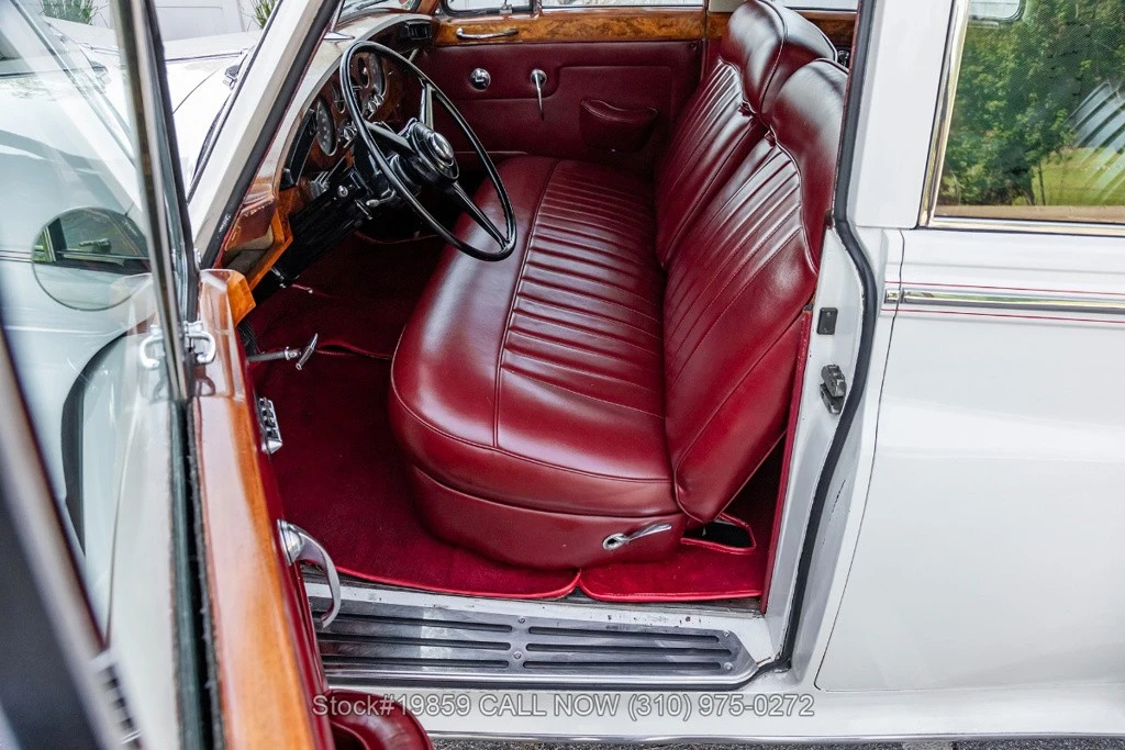 1960 Rolls-Royce Silver Cloud II - Image 19 of 24