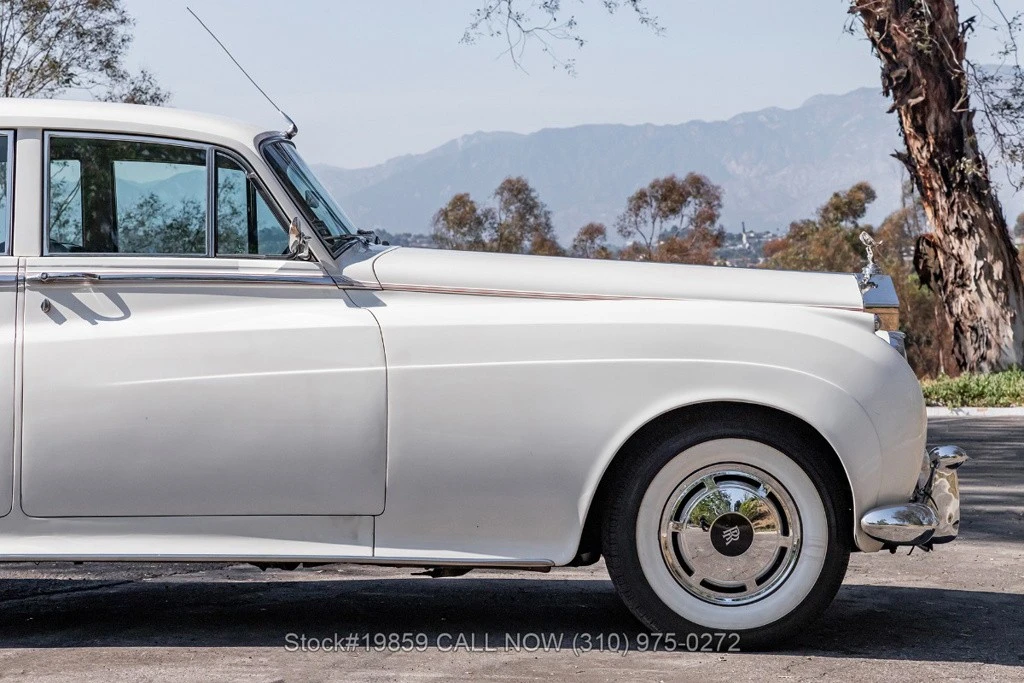 1960 Rolls-Royce Silver Cloud II - Image 13 of 24
