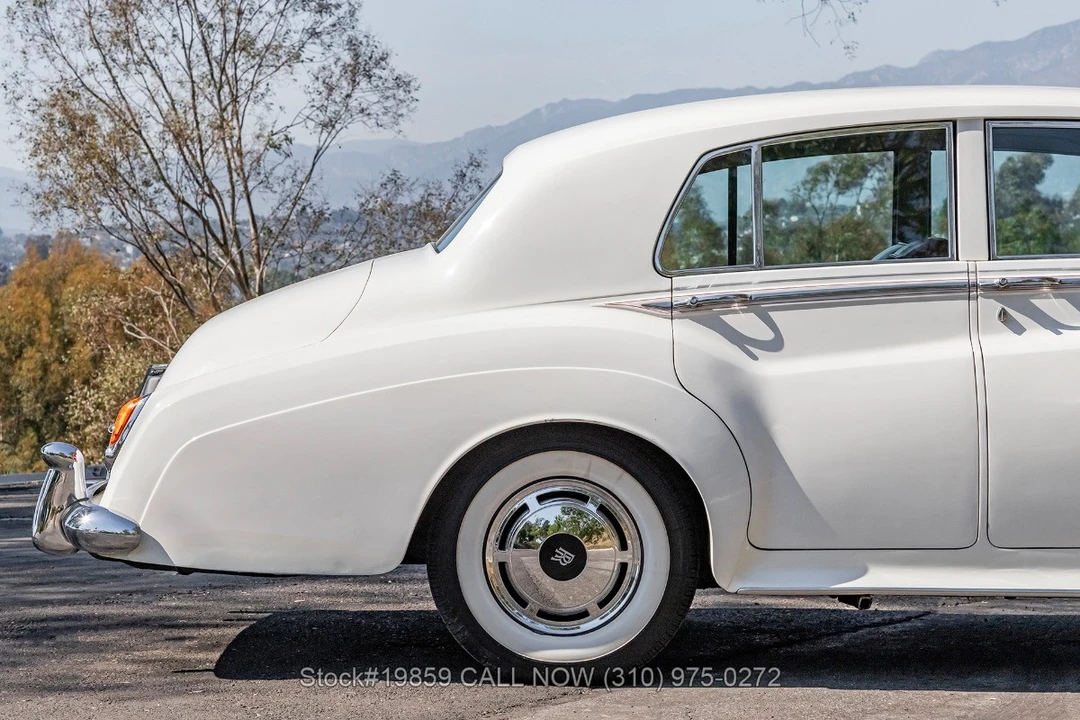 1960 Rolls-Royce Silver Cloud II - Image 15 of 31